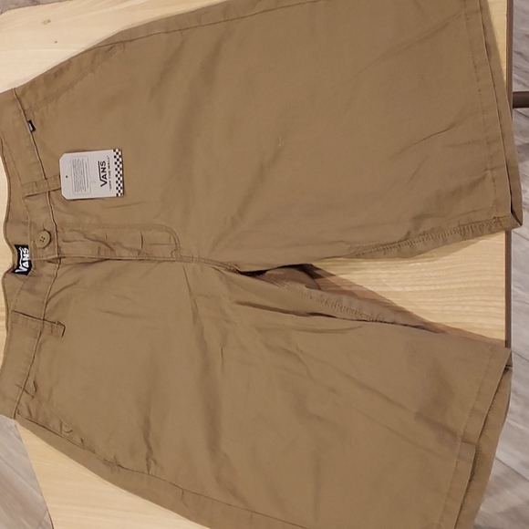 NWT Women's Vans Shorts Size 30💥💥 - Picture 1 of 10